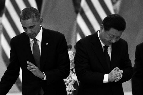 12 Kasım 2014, ABD Başkanı Barack Obama ve Çin Devlet Başkanı Xi Jinping Pekin’de düzenlenen APEC zirvesinde (Greg Baker/AFP/Getty Images)