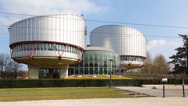 Avrupa İnsan Hakları Mahkemesi (wikimedia commons)