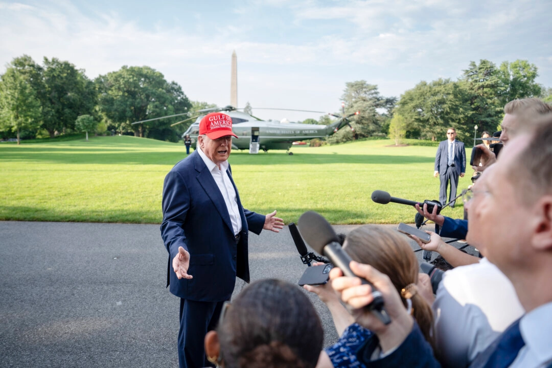 Trump yeni gümrük tarifeleriyle 15 ülkeyi hedef aldı; ticaret açığını kapatmayı amaçlıyor. (Fotoğraf: Madalina Kilroy/The Epoch Times)