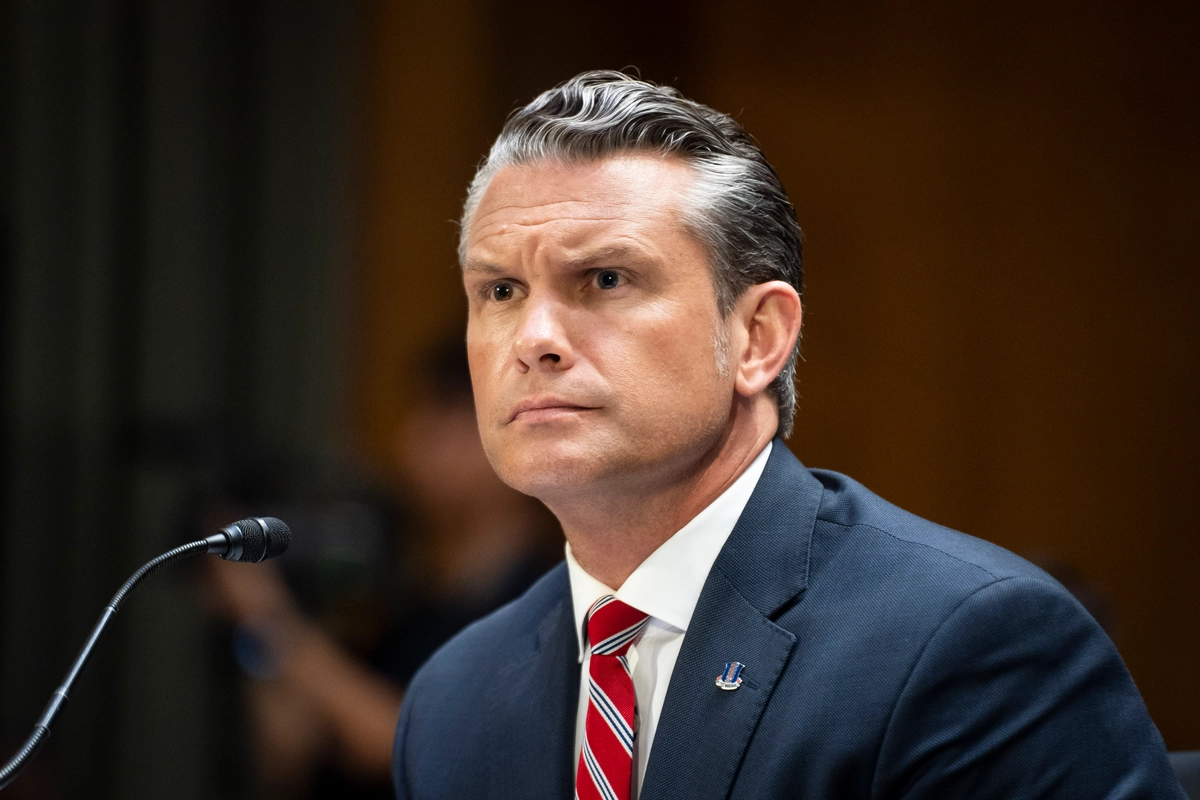 ABD Savunma Bakanı Pete Hegseth, füze önleyici stoklarının tükendiği iddialarını reddetti. Hegseth Senato Ödenekler Komitesi'nde konuşurken. 21 Temmuz 2026, Washington. (Fotoğraf: Madalina Kilroy, The Epoch Times)