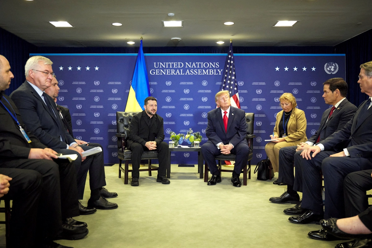 ABD Başkanı Donald Trump ile Ukrayna Devlet Başkanı Vladimir Zelenski, 22 Eylül 2026’da New York’ta 81. Birleşmiş Milletler Genel Kurulu (BMGK) kapsamında bir araya geldi. (Fotoğraf: Ukrayna Devlet Başkanlığı Basın Servisi/Reuters)