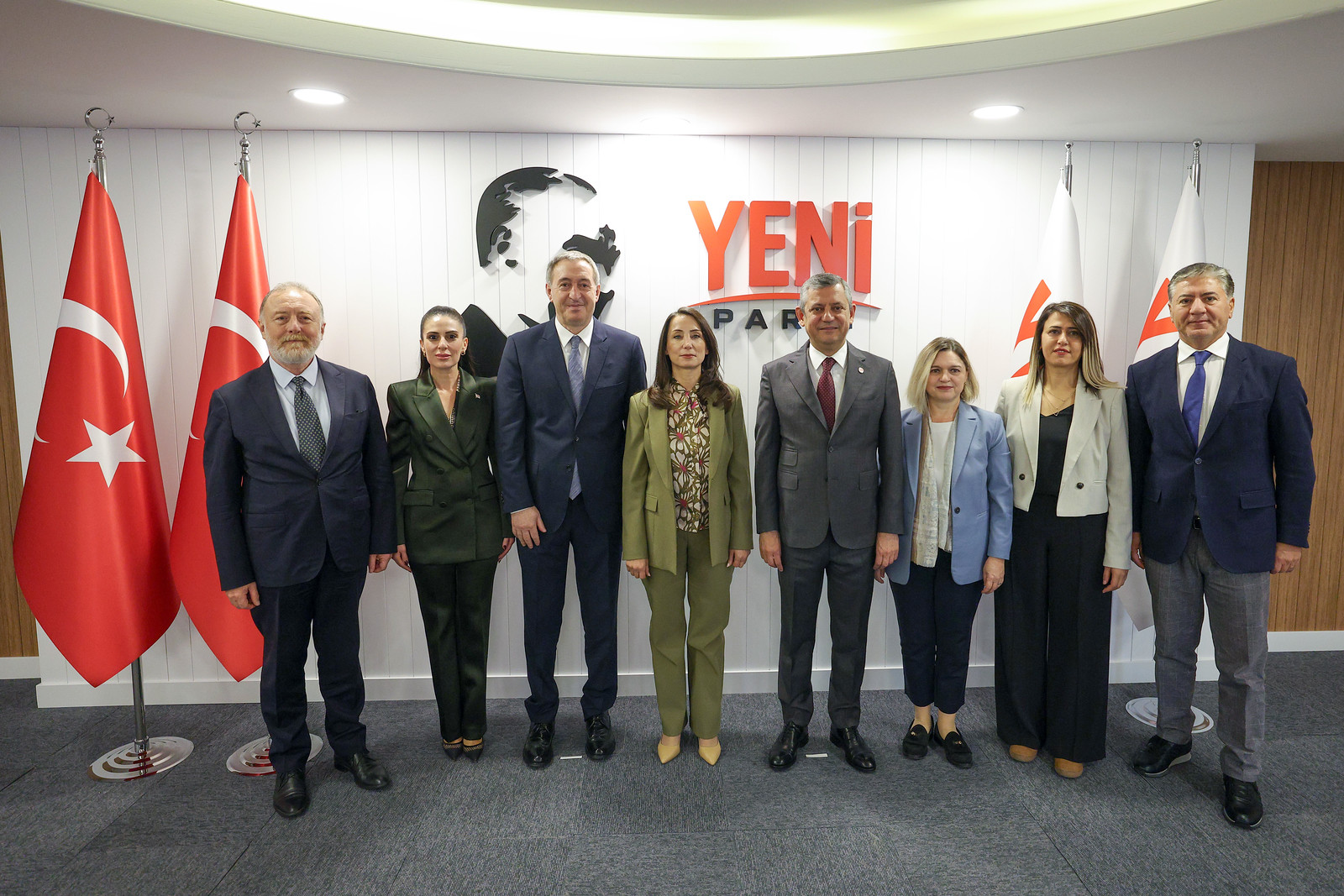 Özel’den Mehmet Uçum’un erken seçim açıklamasına yanıt. (Fotoğraf: YENİ Parti web sayfası)