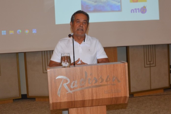 Mersin İstişare Kurulu "Türkiye'de Yolsuzlukla Mücadele Yöntemleri" konulu toplantısını gerçekleştirdi. (Fotoğraf: Hikmet Durgun)