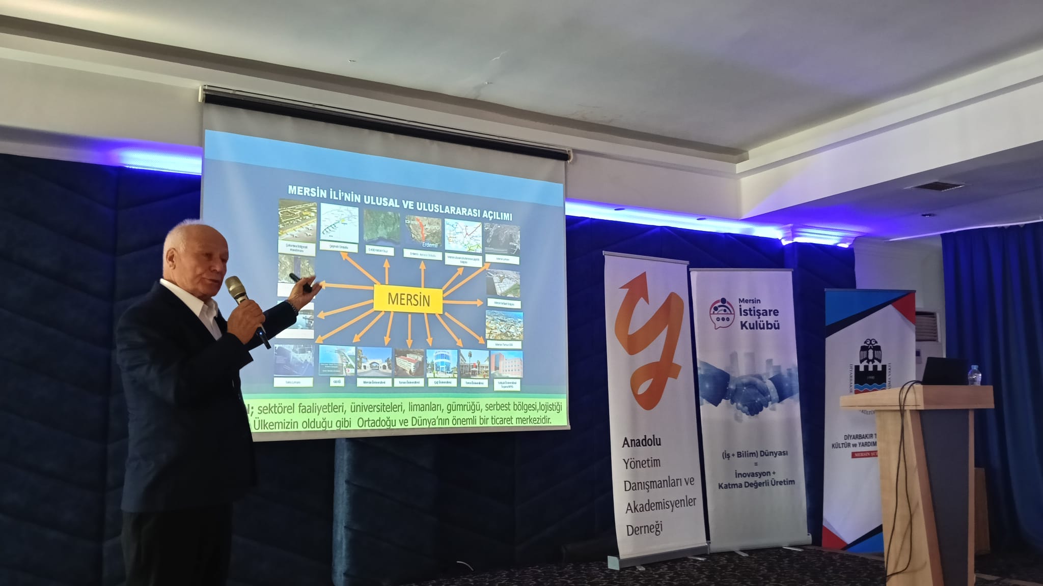 Mersin İstişare Kulübü, Kasım ayı toplantısında çevre ve atık yönetimi konularını ele aldığı “Çevre Sorunları ve Çözüm Önerileri” başlıklı bir buluşma gerçekleştirdi.