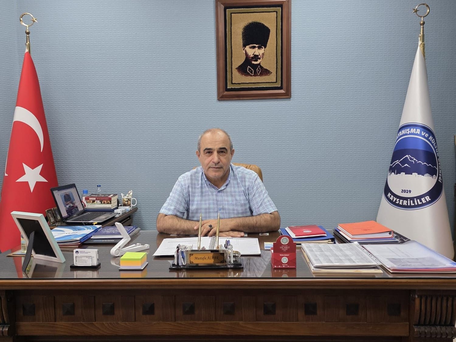 Kayserililer Dernek Başkanı Mustafa Alpar'dan MTSO seçimleri öncesi birlik ve beraberlik çağrısı. (Fotoğraf: G. Hakan Koçman, The Epoch Times TR)