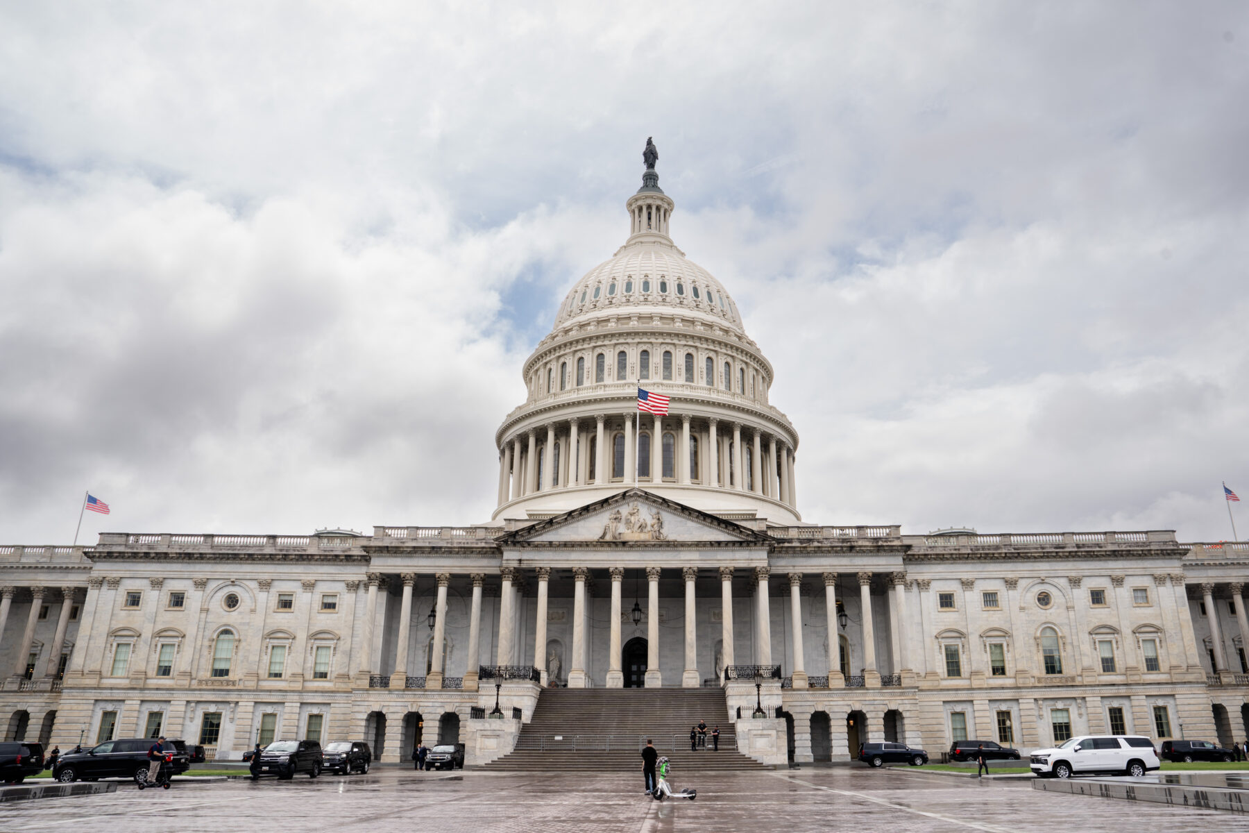 ABD temsilciler meclisi, Falun Gong’u koruma yasasını kabul etti. Washington’daki ABD Kongre Binası, 5 Mayıs 2025. (Fotoğraf: Madalina Vasiliu, The Epoch Times)