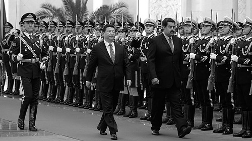 Venezuela Başkanı Nicolas Maduro ve Çin Başkanı Xi Jinping Pekin’de 7 Ocak 2015. (Andy Wong/Getty Imgaes)