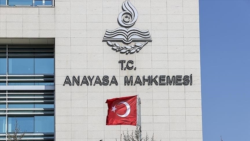 Noterlerin hafta sonu ve tatil günlerinde çalışmasına olanak tanıyan düzenleme iptal edildi. (Fotoğraf: Sosyal medyadan alınmıştır.)
