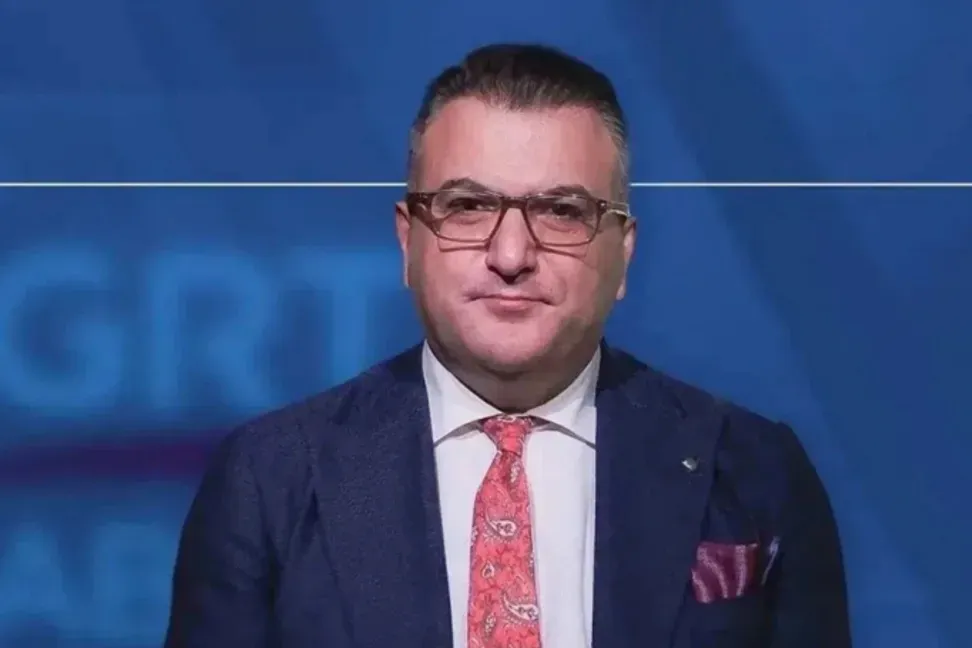 Gazeteci ve televizyon programcısı Cem Küçük tutuklandı. (Fotoğraf: TGRT)