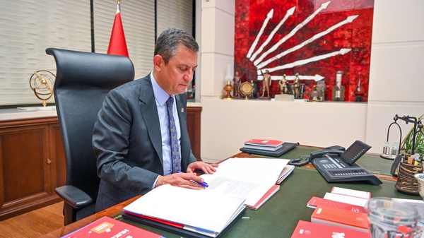 Özel Manavgat Belediyesi soruşturmasına 2 muhakkik görevlendirdi. (Foto: CHP)