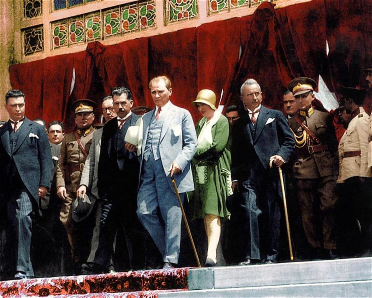https://www.anitkabir.com.tr/album/32/ataturk-fotograflari