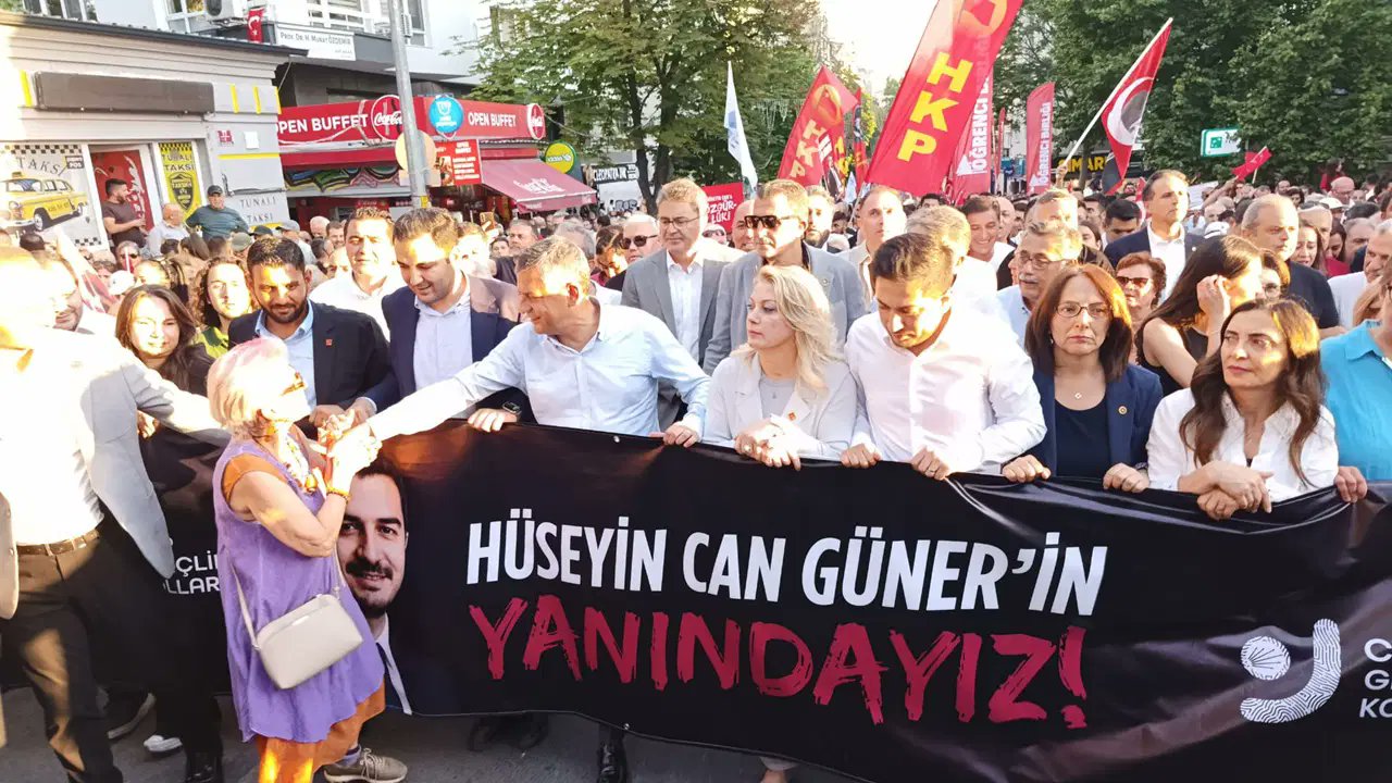 
(Fotoğraf: Özgür Özel X hesabı)