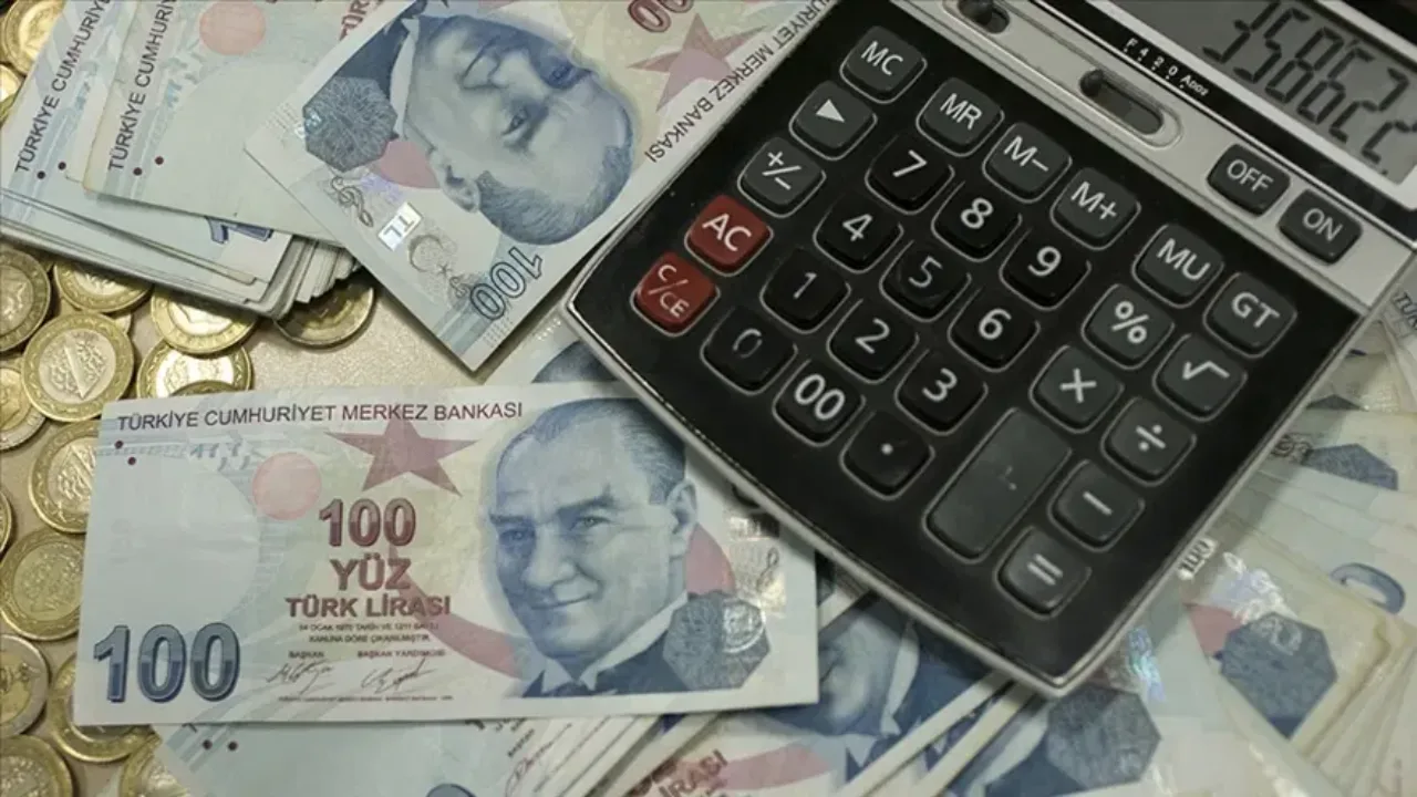 Vergi, SGK, trafik cezası ve MTV borcu olanlar için son gün. (Fotoğraf: Gökhan Günaydın x.com)