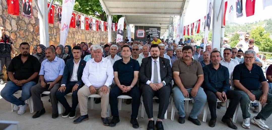 Mersin Büyükşehir Belediyesi Akdeniz Meyve Sineği ile mücadele kapsamında tuzak dağıtım töreni. (Fotoğraf: Şerife Eser)