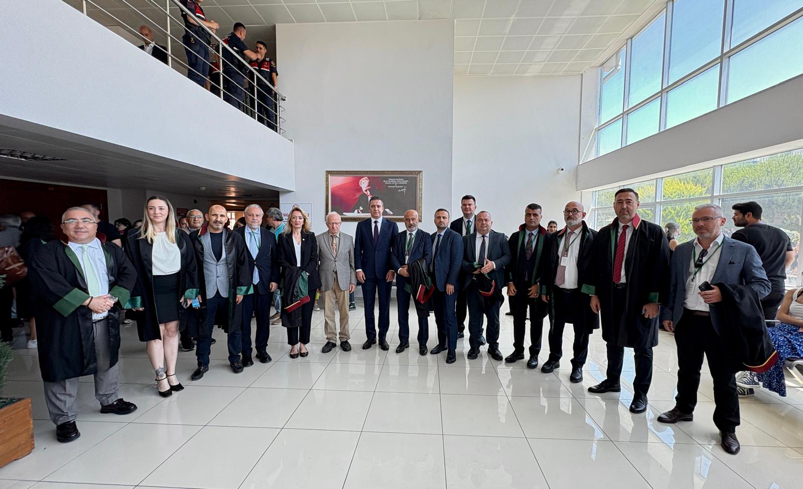 TBB İmamoğlu'nun Karar Duruşmasına Katıldı (Fotoğraf: TBB)