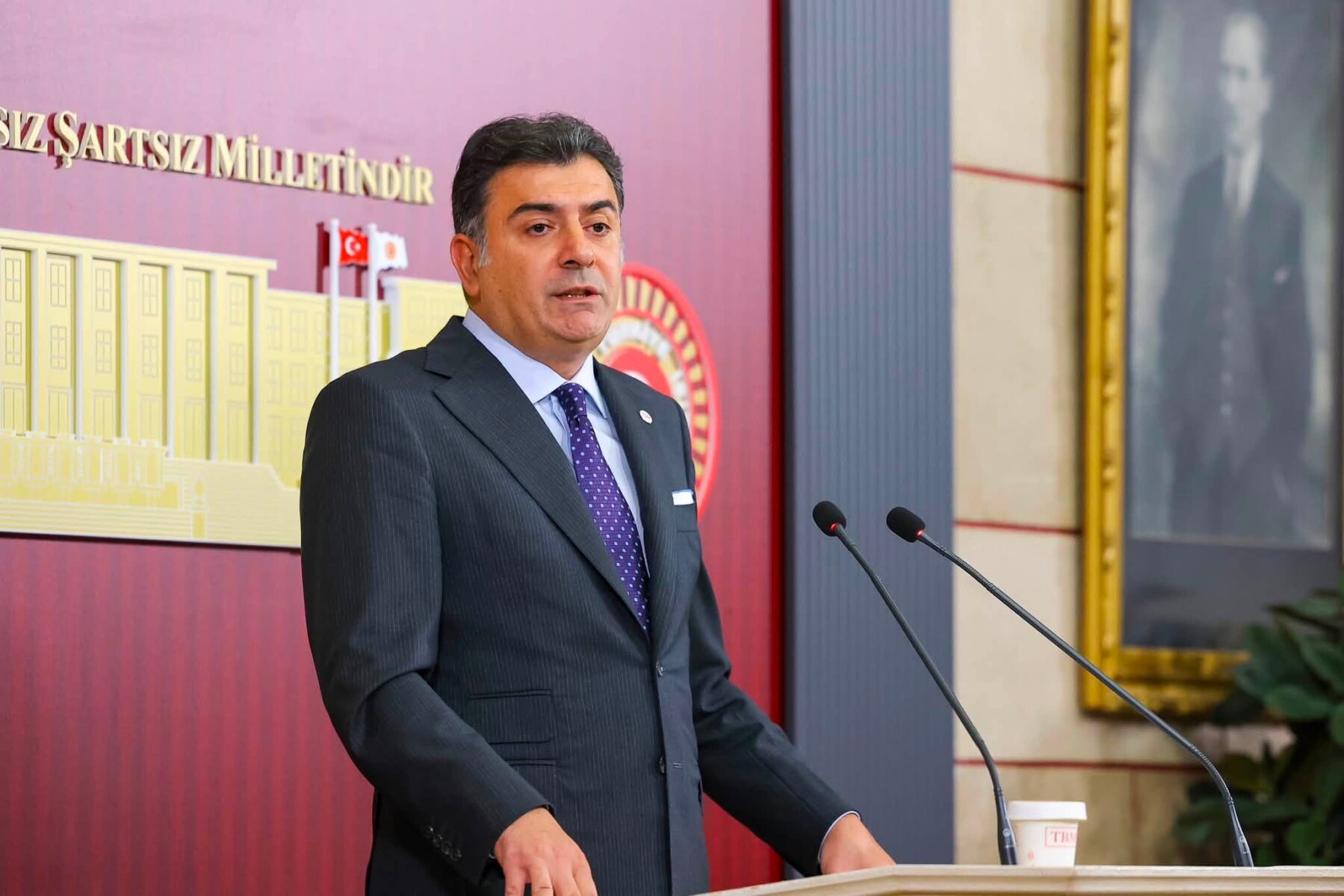 YENİ Parti sözcüsü Zeynel Emre TBMM'de açıklama yaptı. (Fotoğraf: Zeynel Emre facebook hesabı)